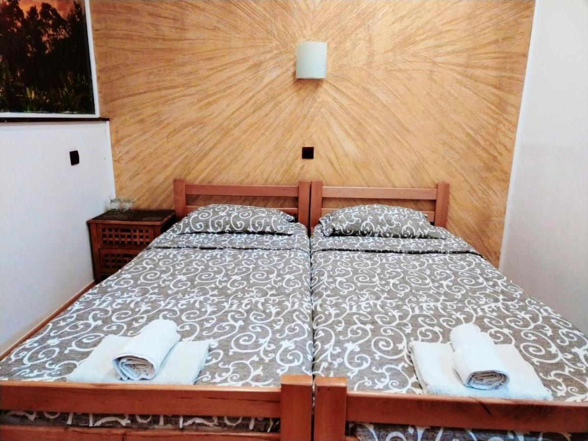 Fun Rooms Sobe Prenociste Borca Exteriér fotografie