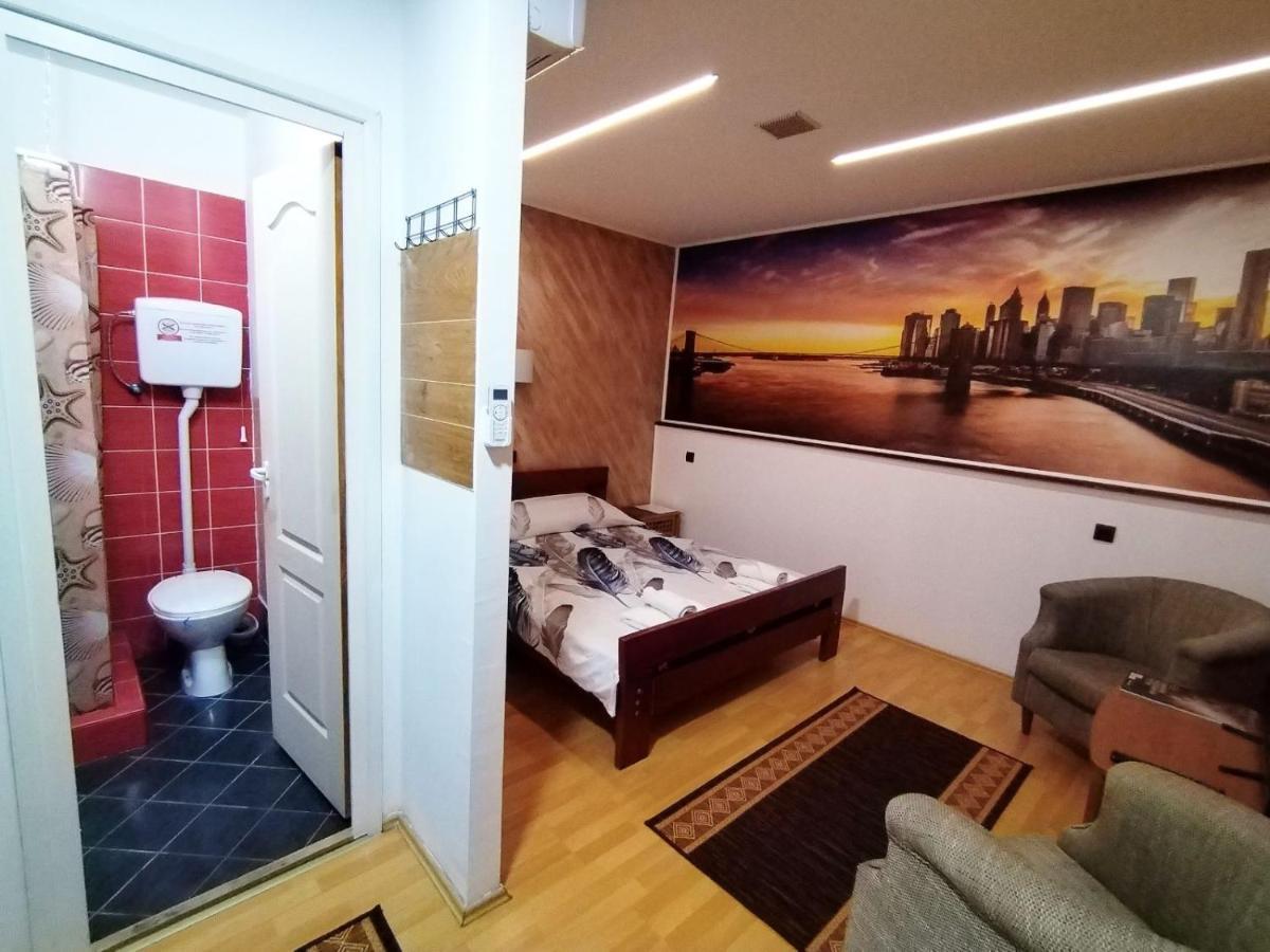 Fun Rooms Sobe Prenociste Borca Exteriér fotografie