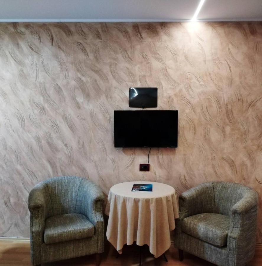 Fun Rooms Sobe Prenociste Borca Exteriér fotografie